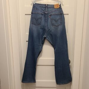 Levi's Women's Boot Cut Jeans in Classic Blue